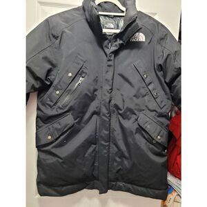 The North Face Black Homes Insulated coat no hood  large NWOT Unisex very warm